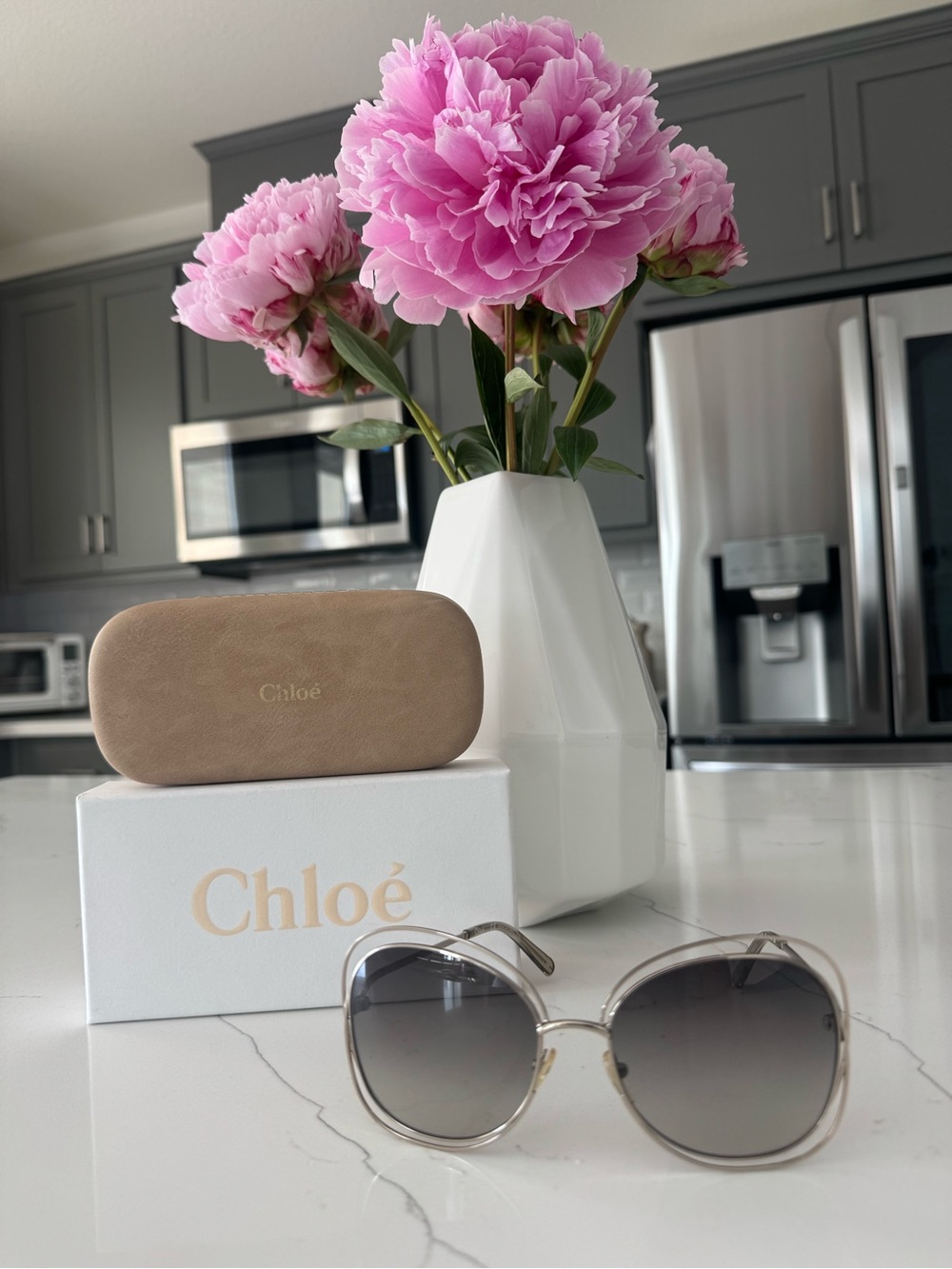 Chloé Carlina Butterfly Sunglasses – Gold Frame – Authentic